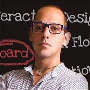 Profesor de Diseño de Experiencia de Usuario y Diseño de Interfaces de sistemas online y aplicaciones móviles.